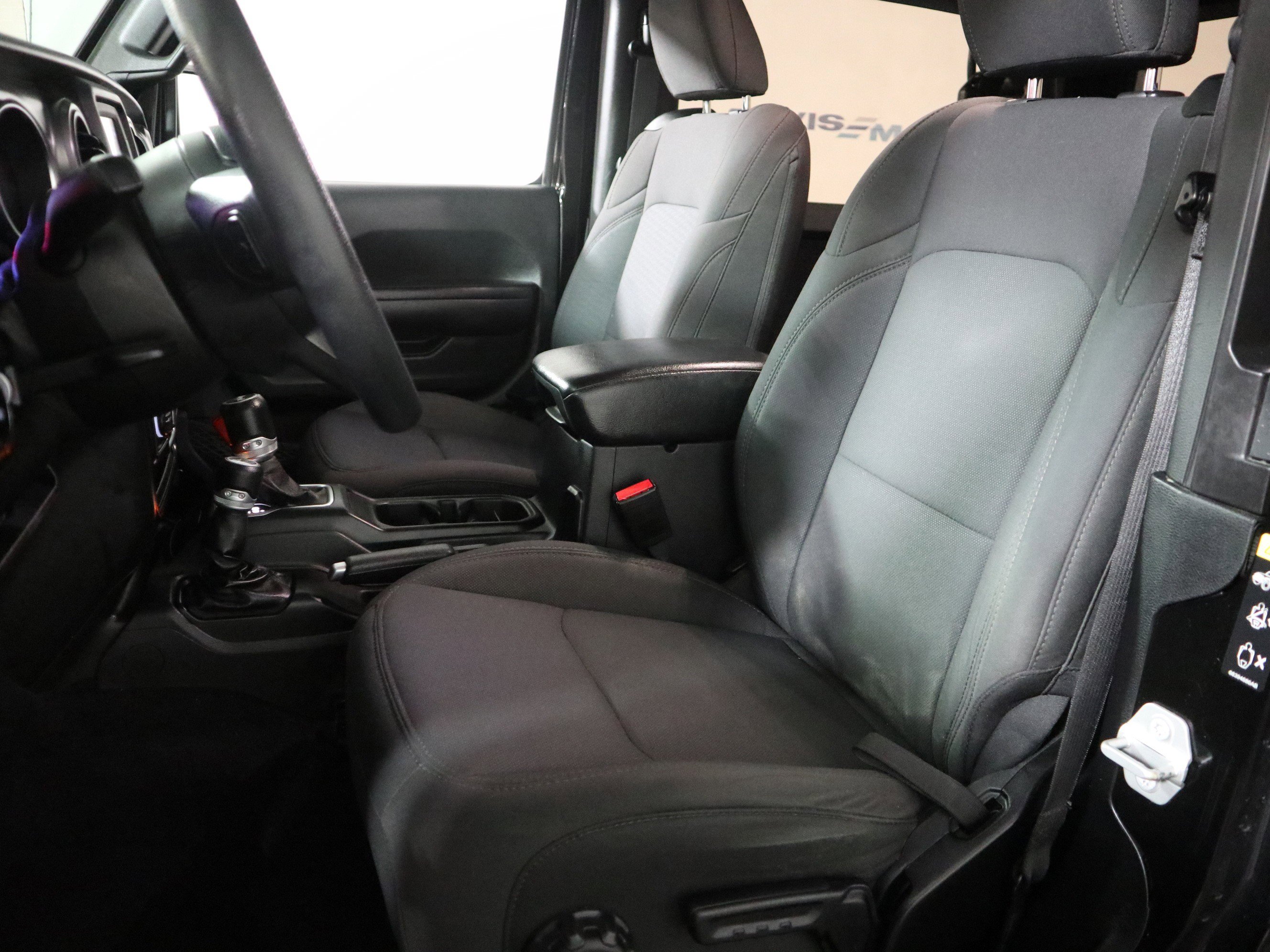 Used 2021 Jeep Wrangler Sport image 21