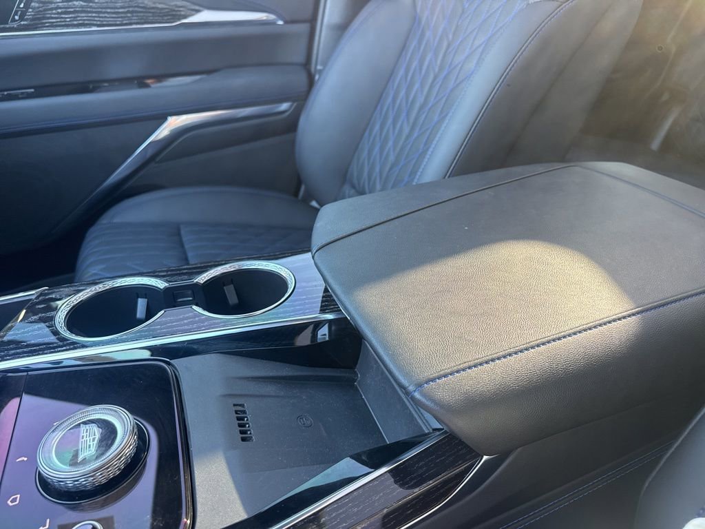 Used 2025 Cadillac Escalade IQ Sport 1 image 26