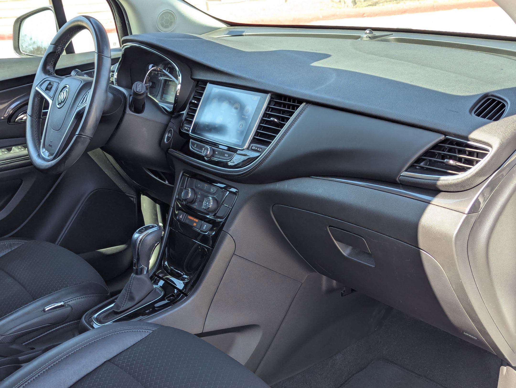 Used 2017 Buick Encore Preferred image 29