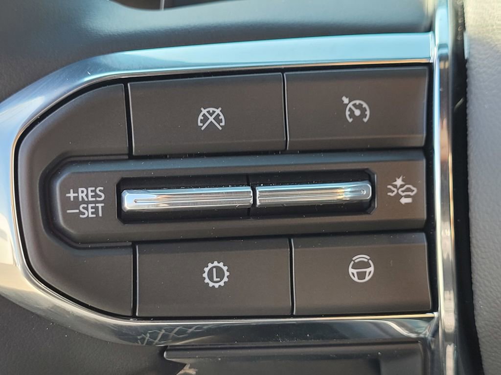 New 2026 GMC Acadia Denali w/ Super Cruise Package image 21