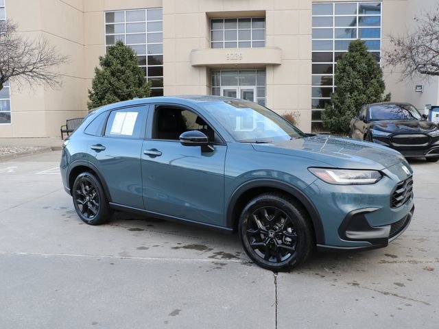 Used 2025 Honda HR-V Sport image 1