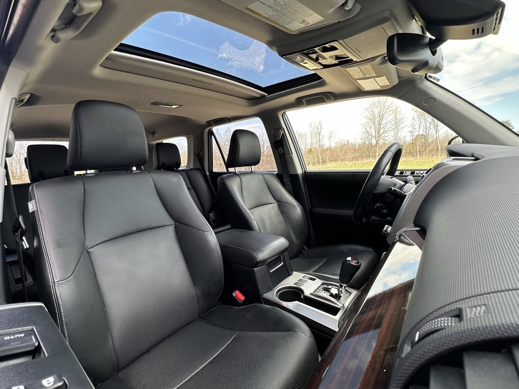Used 2023 Toyota 4Runner Limited image 19