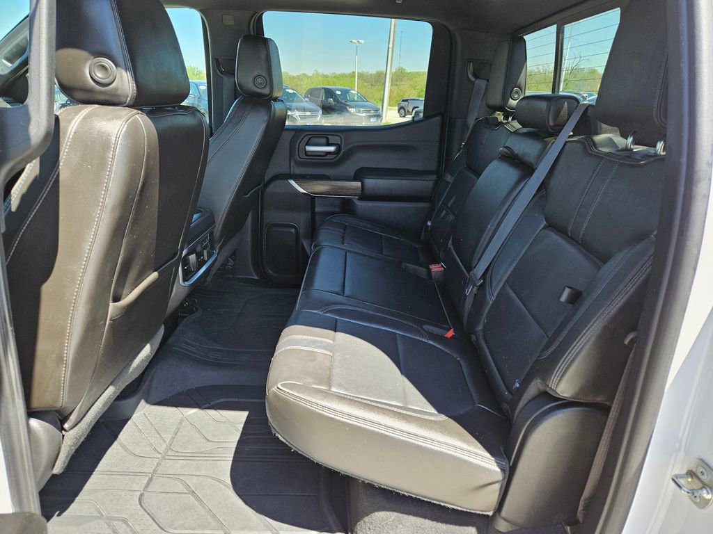 Used 2019 Chevrolet Silverado 1500 High Country w/ Technology Package AWD/4WD image 28