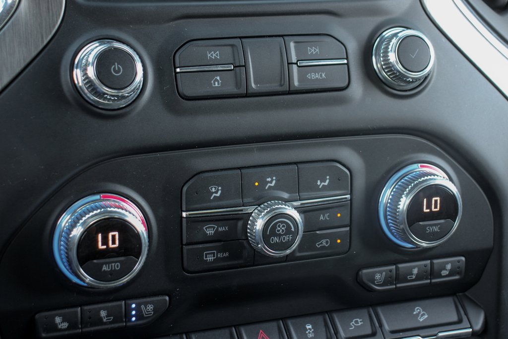 Used 2020 GMC Sierra 3500 Denali w/ Denali Ultimate Package image 35