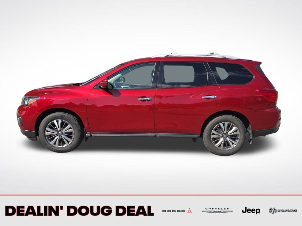 Used 2018 Nissan Pathfinder S AWD/4WD image 2