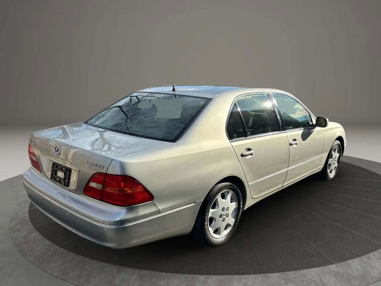 Used 2003 Lexus LS 430 image 10