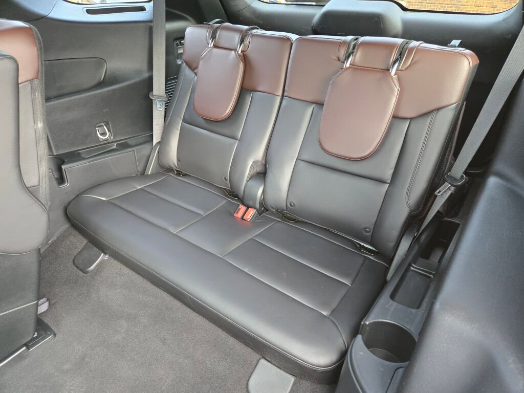 Used 2023 Ford Explorer Platinum w/ Technology Package image 22