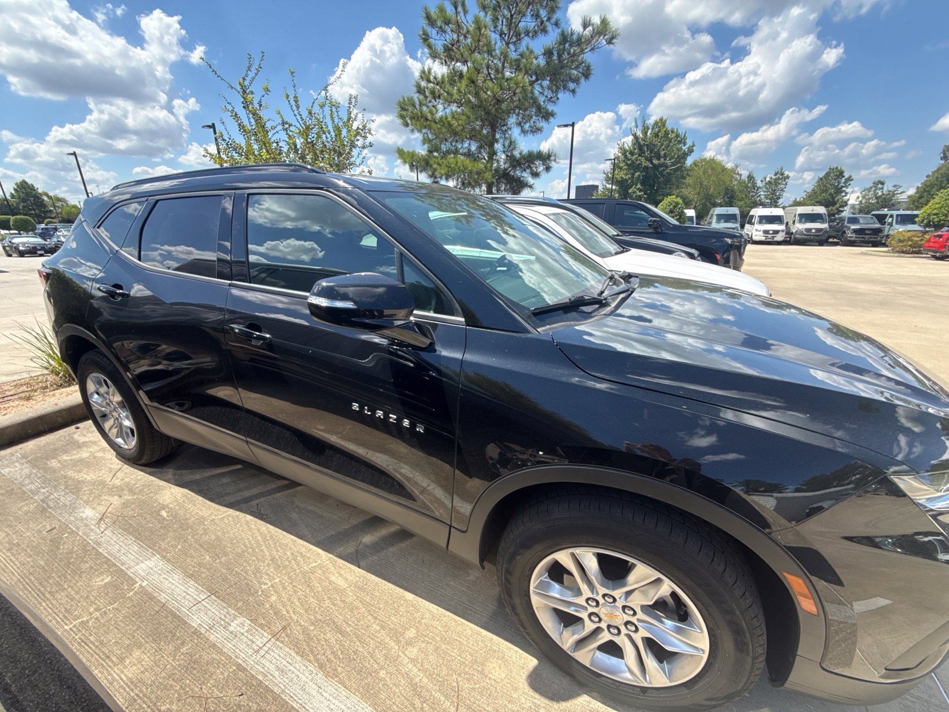 Used 2019 Chevrolet Blazer LT FWD image 3