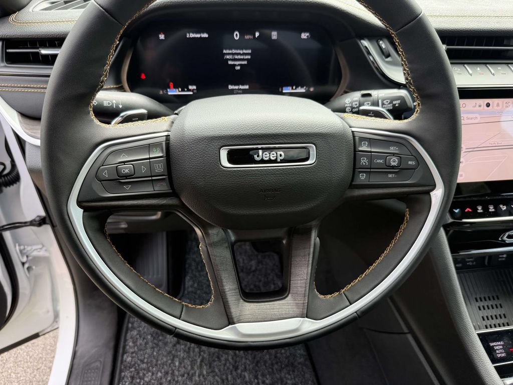 New 2026 Jeep Grand Cherokee Limited AWD/4WD image 20