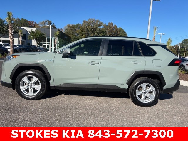 Used 2020 Toyota RAV4 XLE image 8