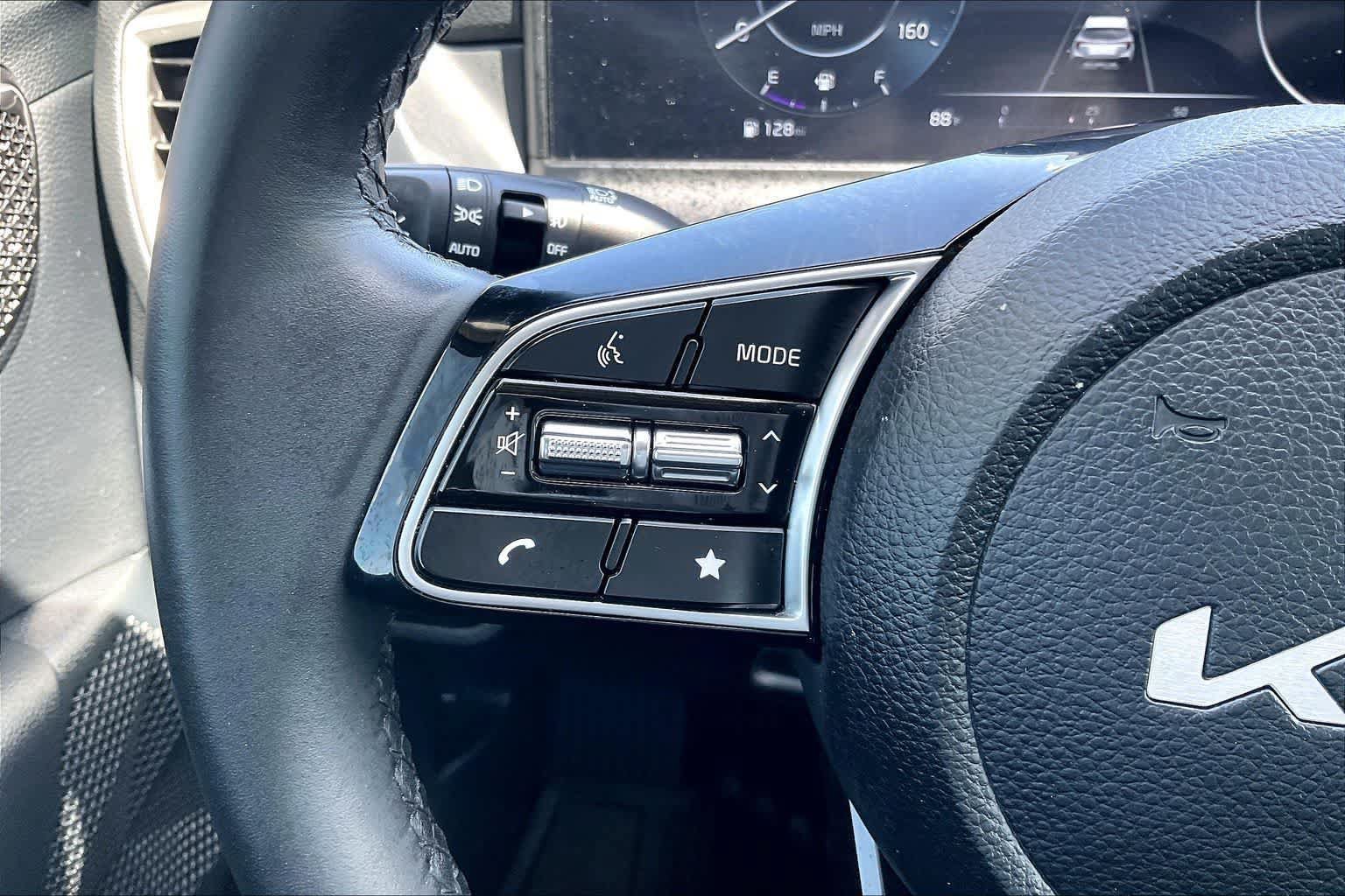 Certified 2026 Kia Seltos EX FWD image 22