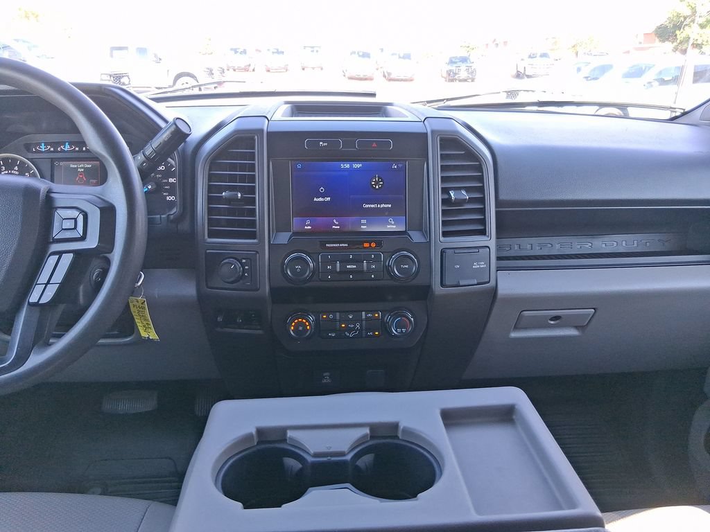 Used 2022 Ford F250 XL w/ Power Equipment Group AWD/4WD image 17