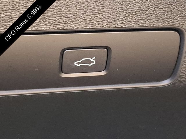 Certified 2023 Volvo XC40 B5 Ultimate w/ Climate Package AWD/4WD image 27