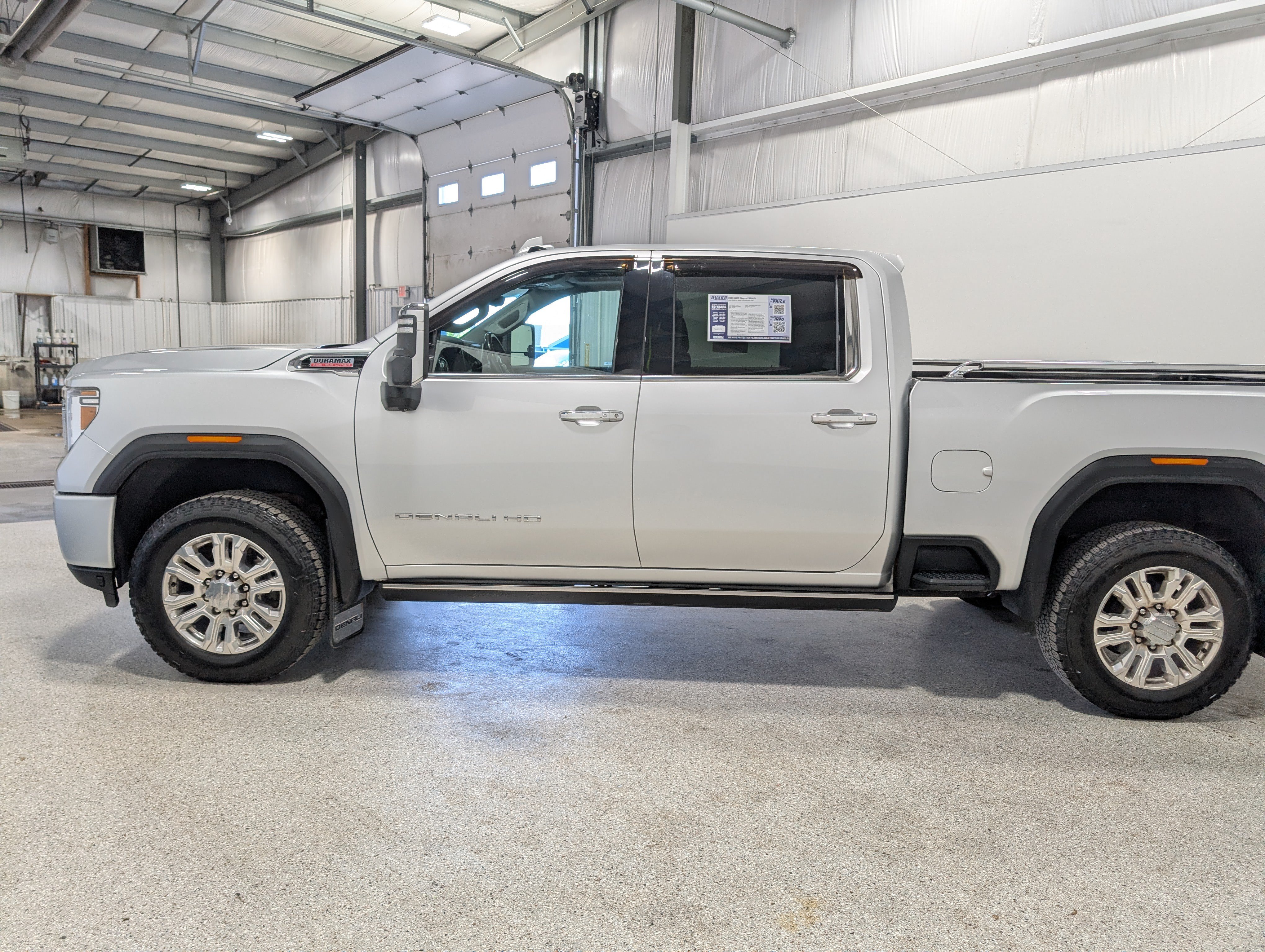 Used 2023 GMC Sierra 2500 Denali w/ Technology Package AWD/4WD image 6