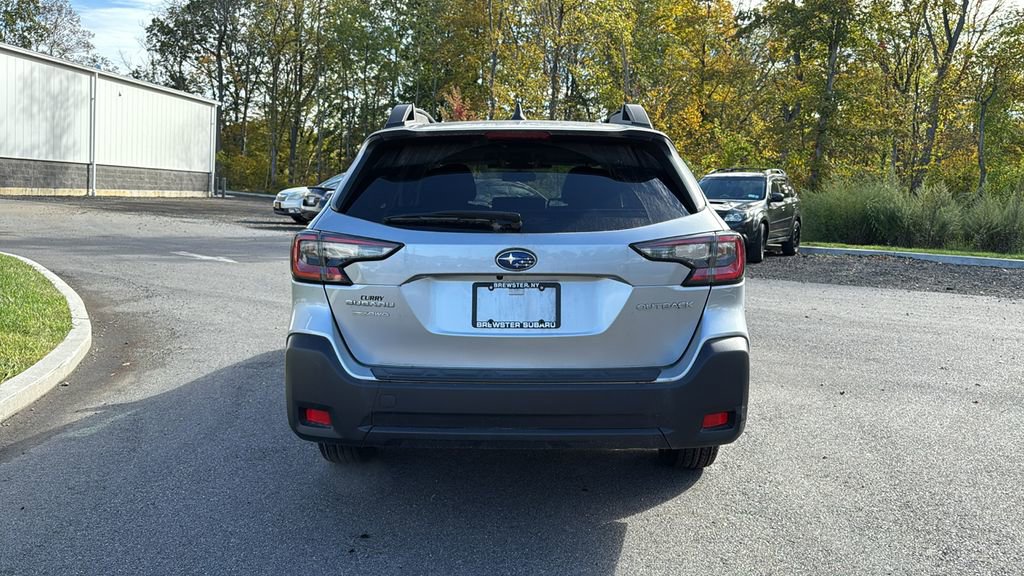 Certified 2023 Subaru Outback Premium image 4