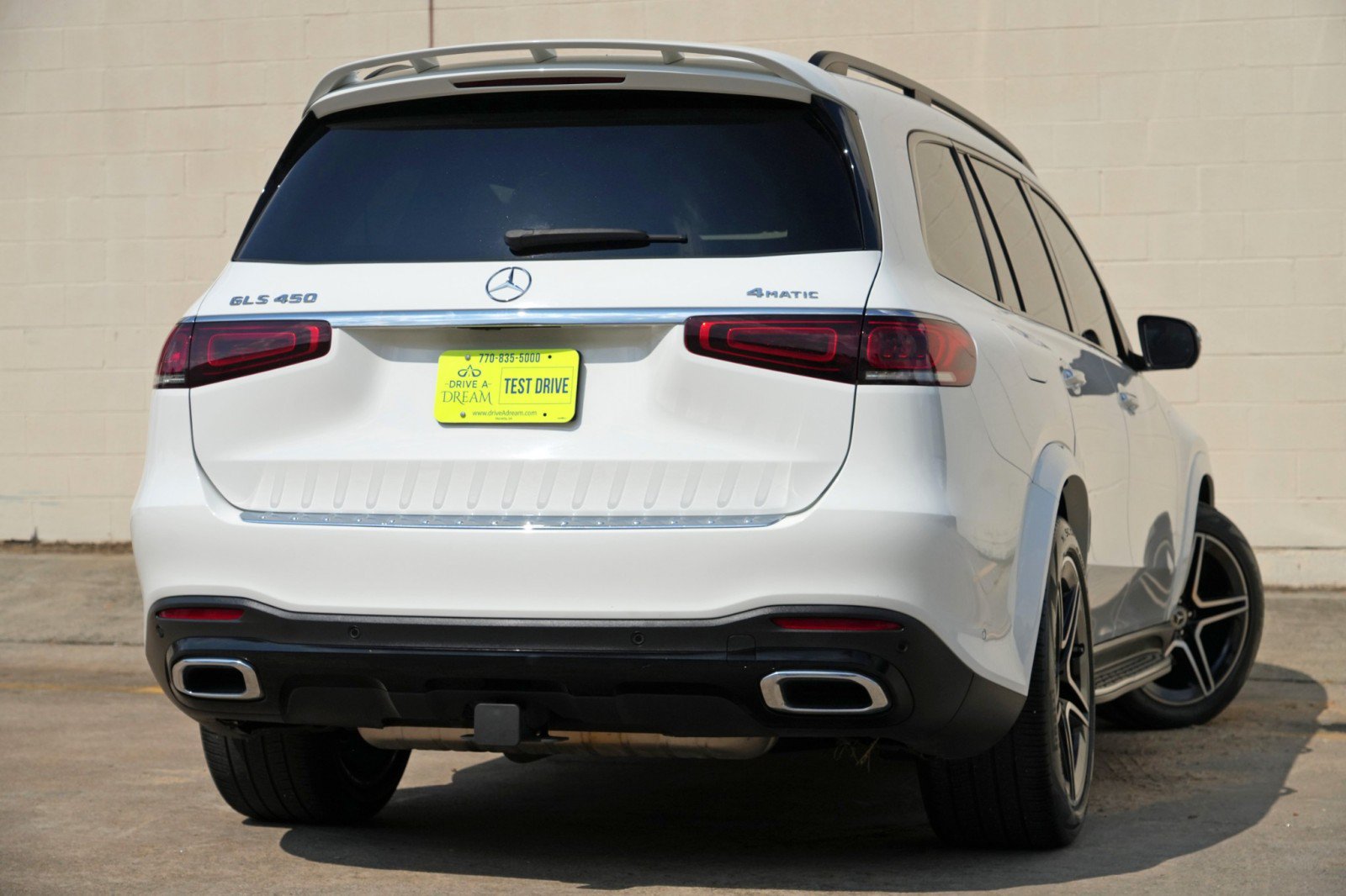Used 2023 Mercedes-Benz GLS 450 4MATIC w/ AMG Line Exterior image 5