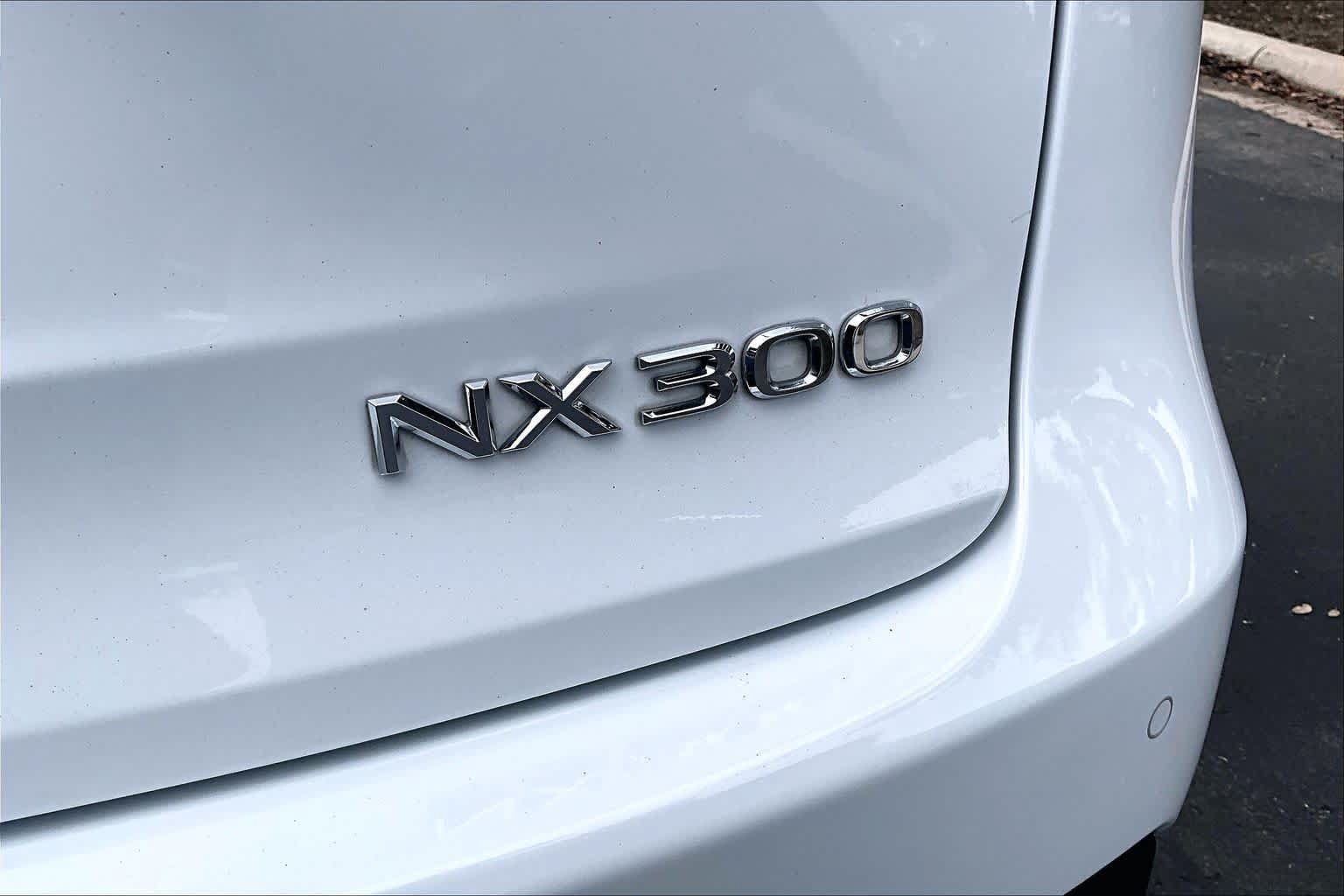 Used 2021 Lexus NX 300 F Sport w/ F Sport Premium Package FWD image 10