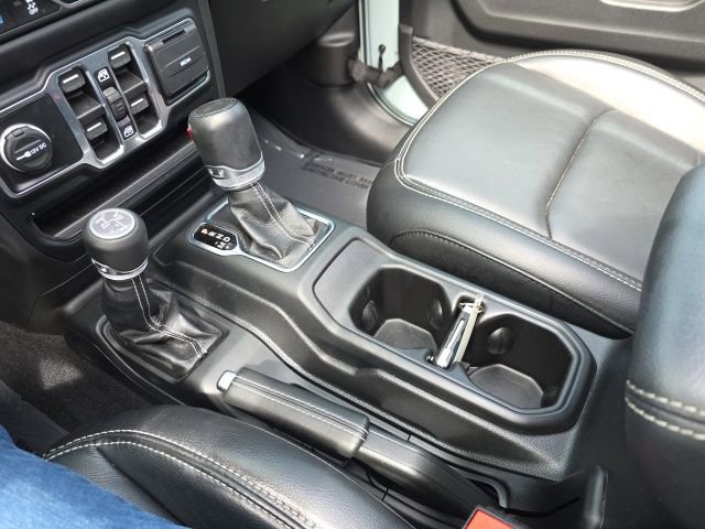 Used 2023 Jeep Wrangler Sahara 4xe w/ Cold Weather Group image 32