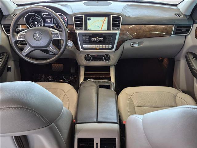 Used 2016 Mercedes-Benz GL 450 4MATIC image 17