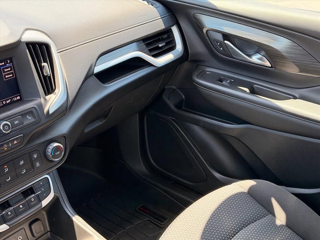 Used 2022 GMC Terrain SLE AWD/4WD image 14