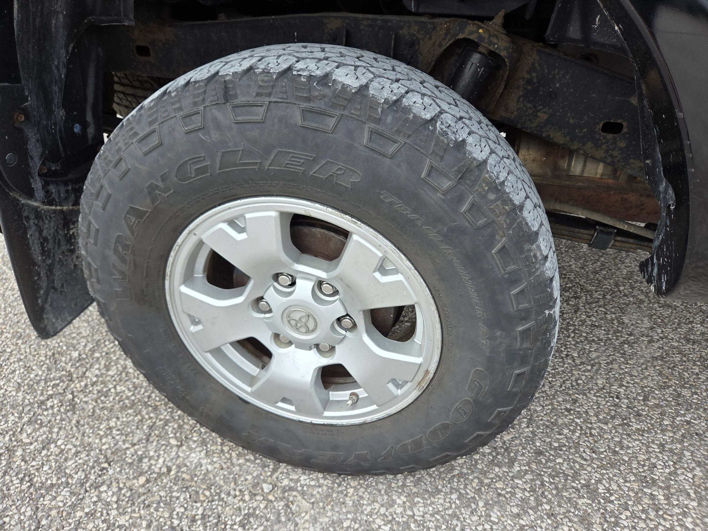 Used 2011 Toyota Tacoma 4x4 Access Cab w/ SR5 Pkg #2 image 13