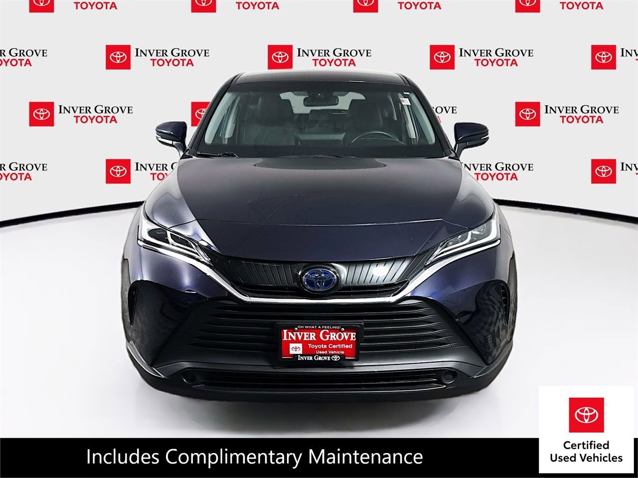 Certified 2024 Toyota Venza LE image 2
