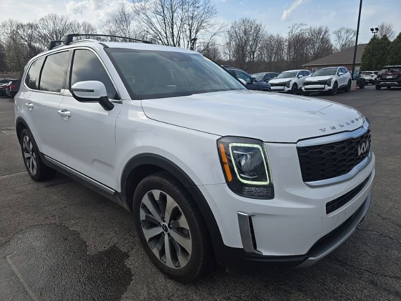 Used 2022 Kia Telluride S image 2