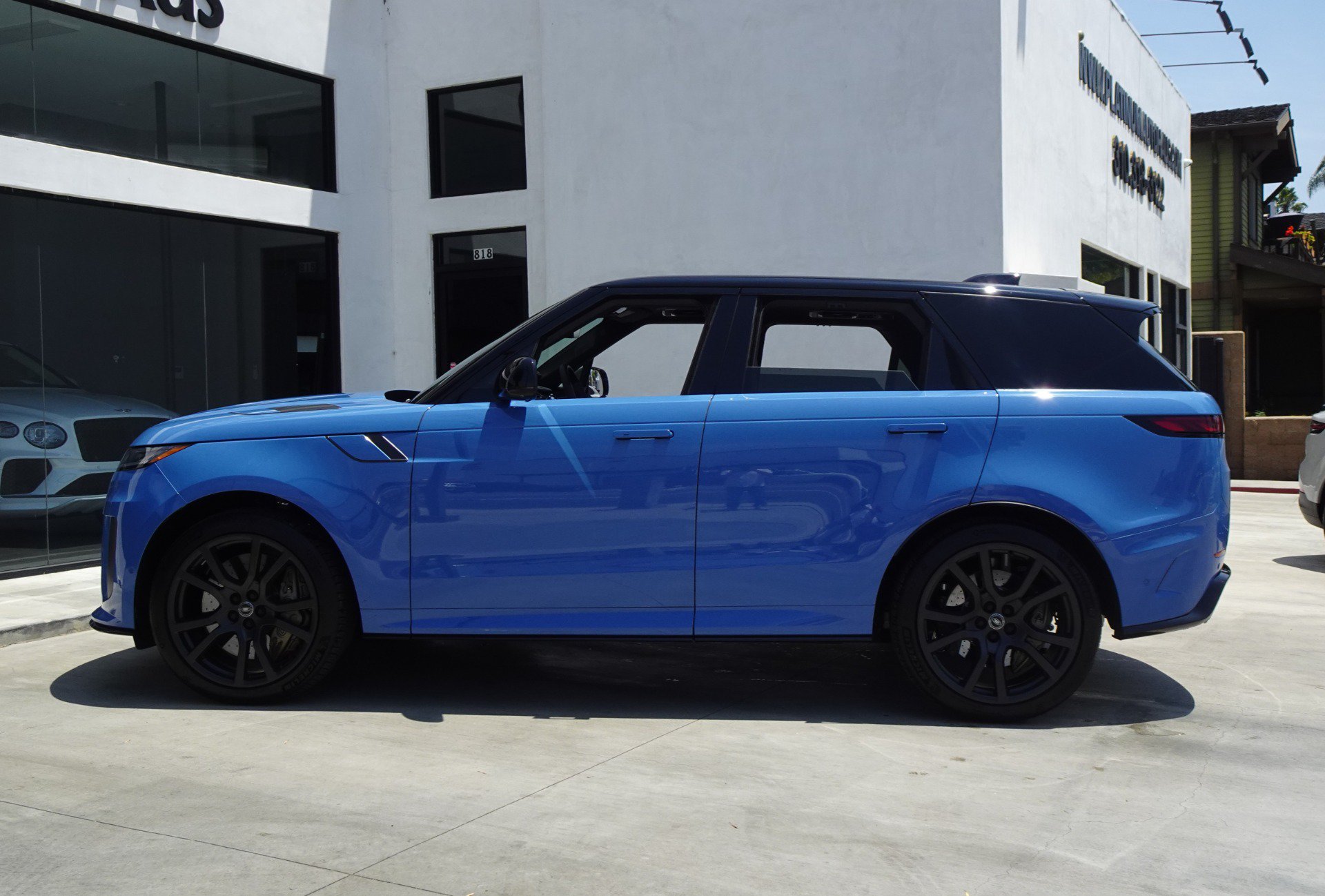 Used 2024 Land Rover Range Rover Sport SV Edition One Carbon Bronze AWD/4WD image 5