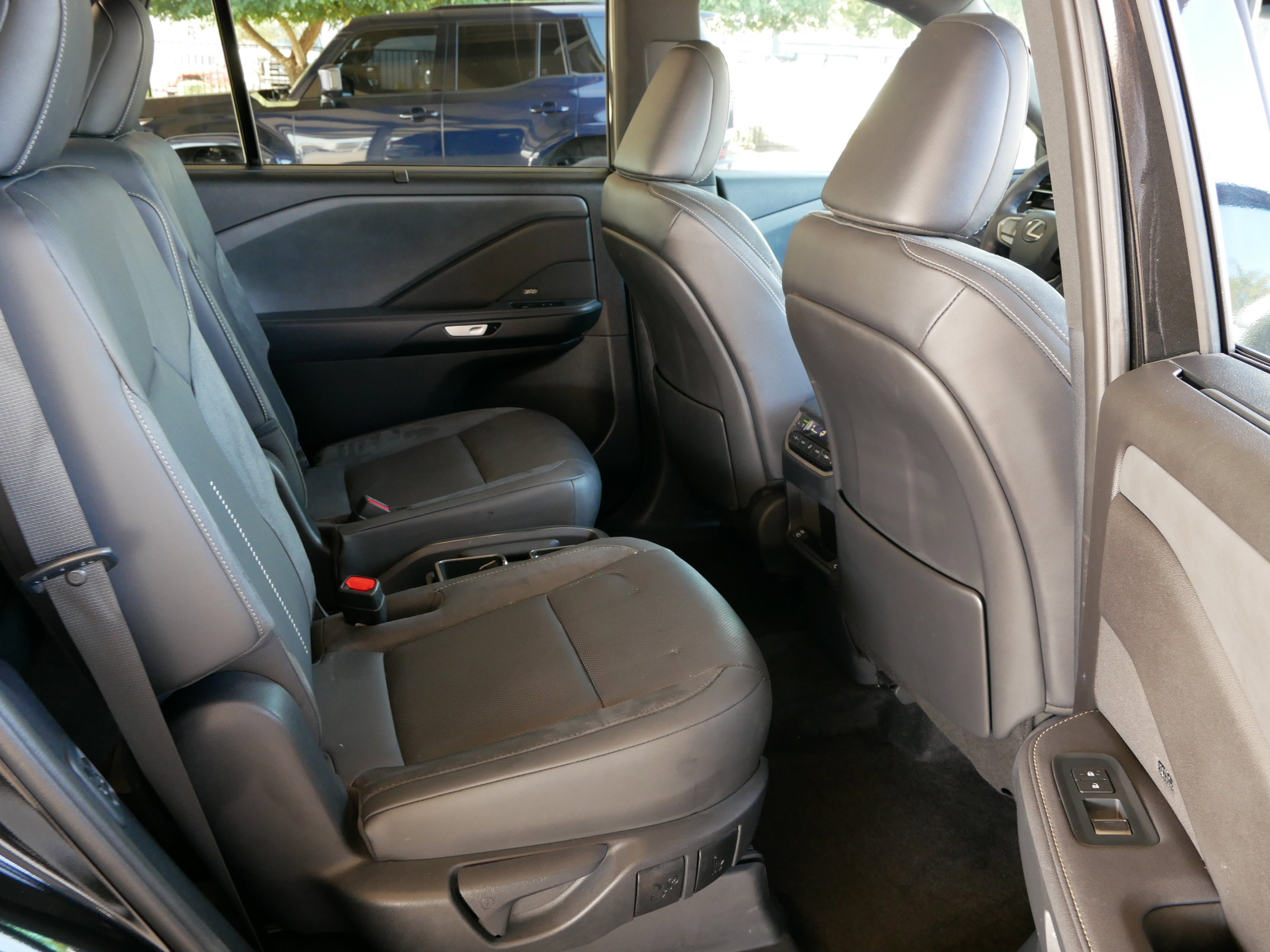 Used 2024 Lexus TX 350 AWD image 16