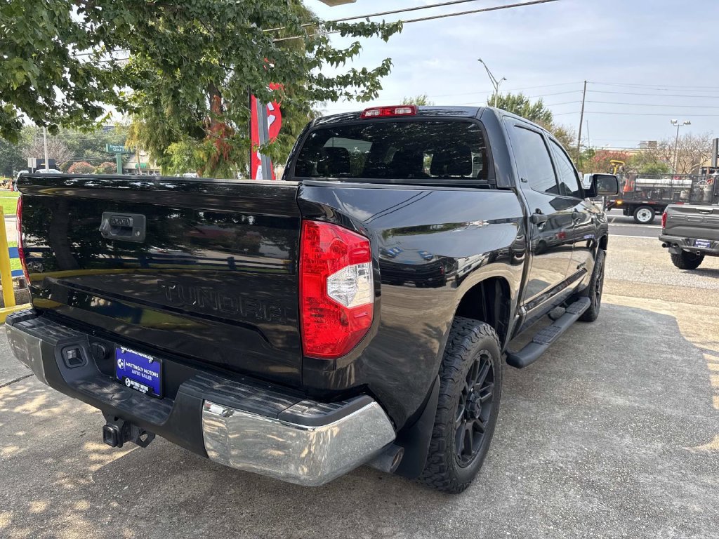 Used 2019 Toyota Tundra SR5 w/ SR5 Upgrade Package AWD/4WD image 8