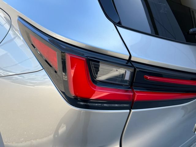 Used 2025 Lexus NX 350h AWD w/ Cold Area Package image 19