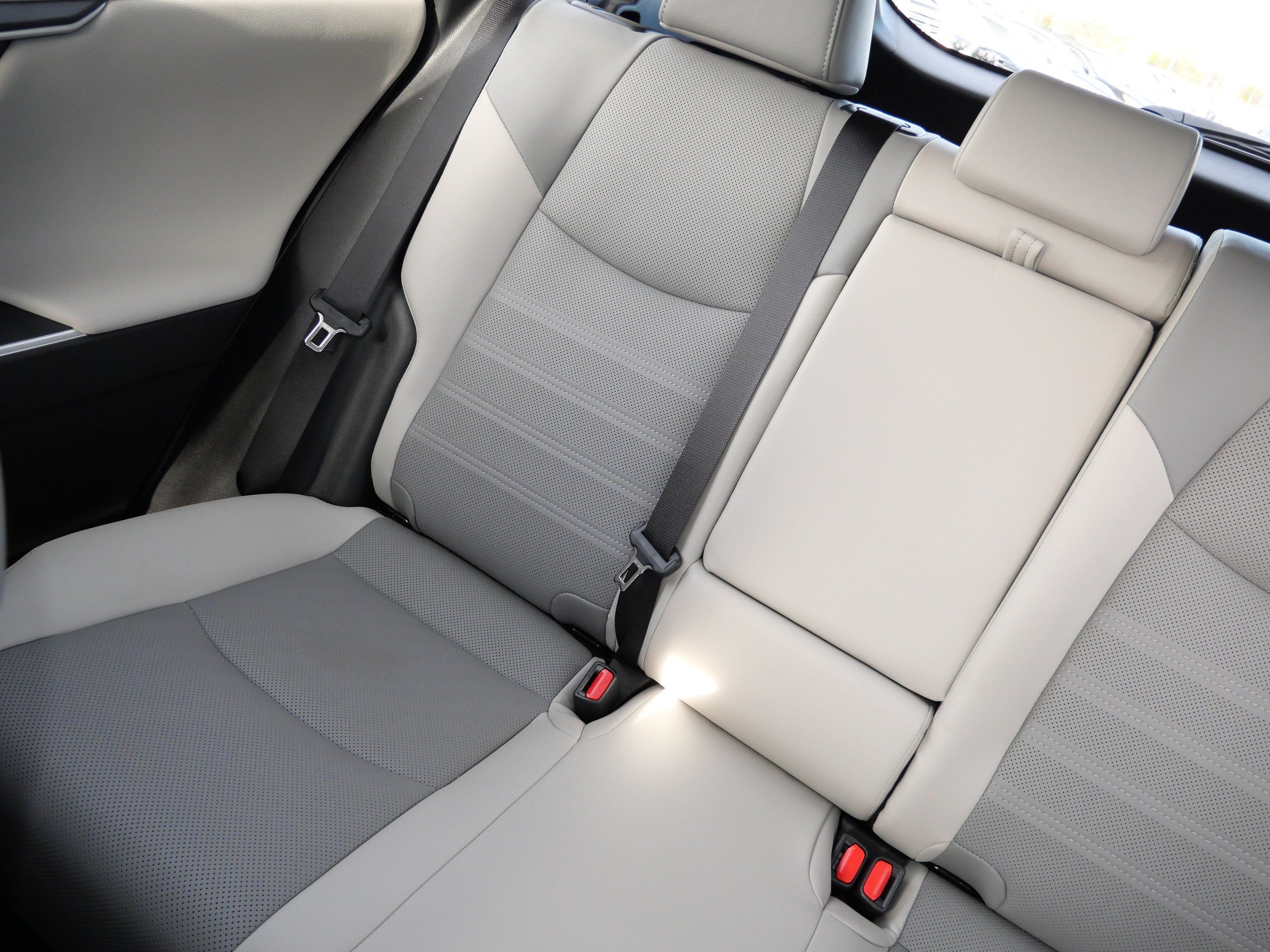 Certified 2025 Toyota RAV4 Limited AWD/4WD image 12