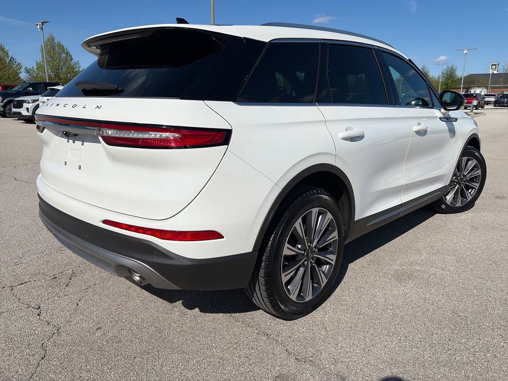 Used 2022 Lincoln Corsair Reserve w/ Elements Package image 7