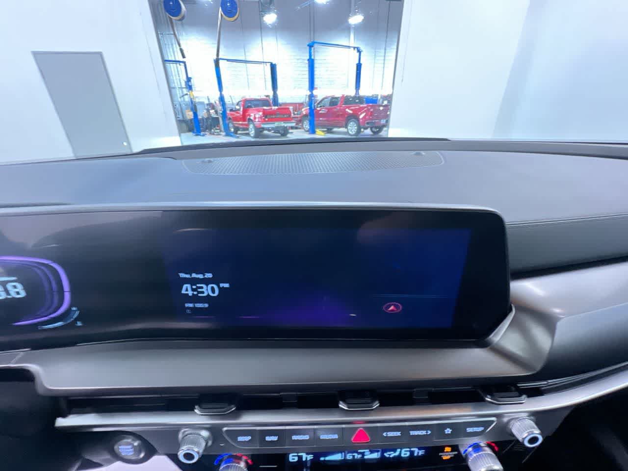 Used 2025 Kia Telluride S FWD image 24