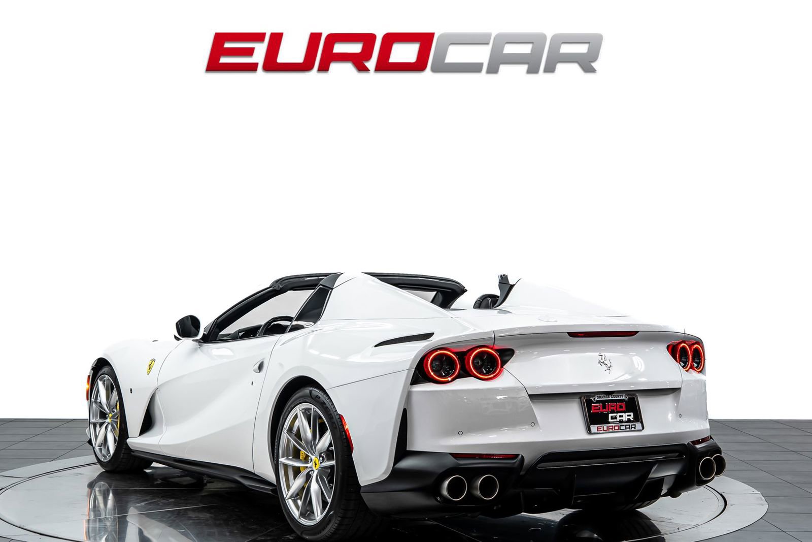 Used 2022 Ferrari 812 GTS RWD image 4