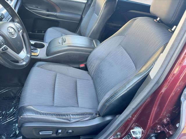 Used 2015 Toyota Highlander Plus image 15