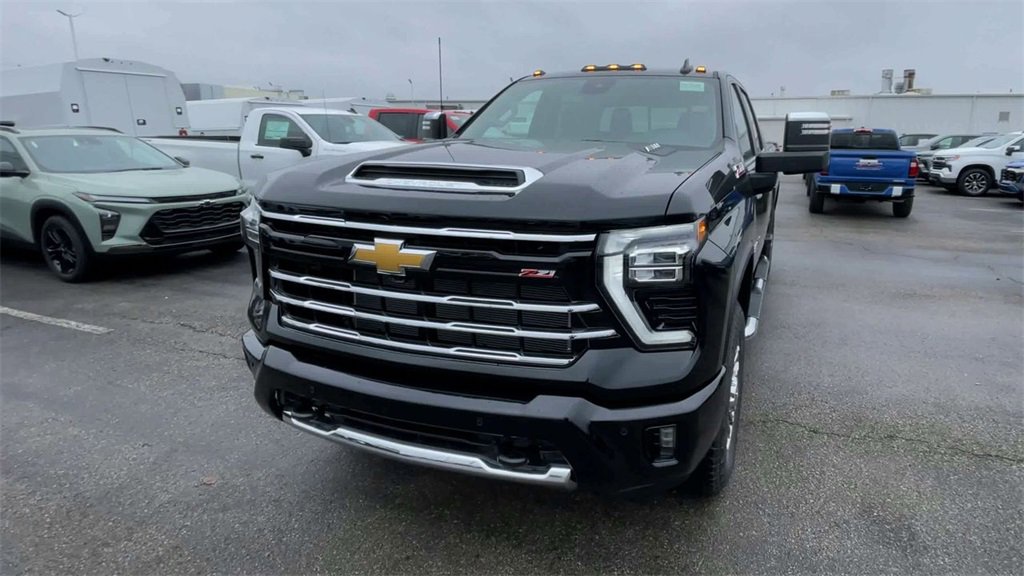 New 2026 Chevrolet Silverado 2500 LT w/ Z71 Chrome Sport Edition image 5