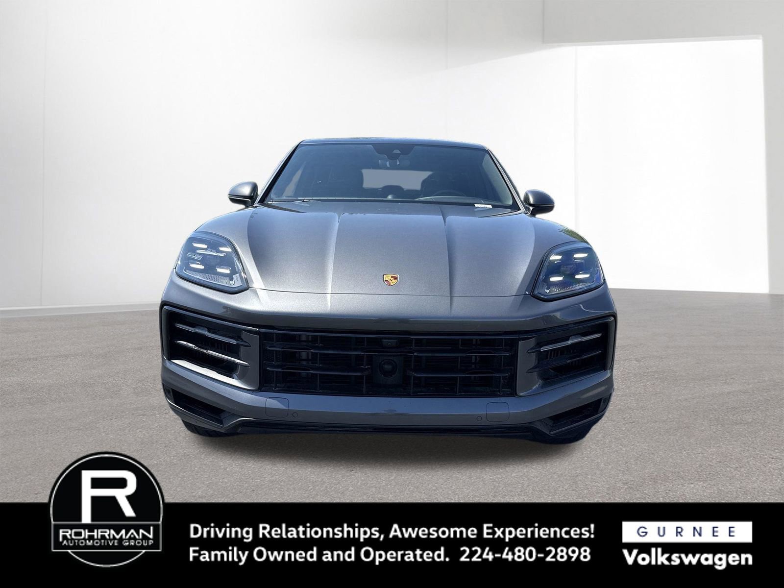 Used 2024 Porsche Cayenne Coupe AWD/4WD image 3