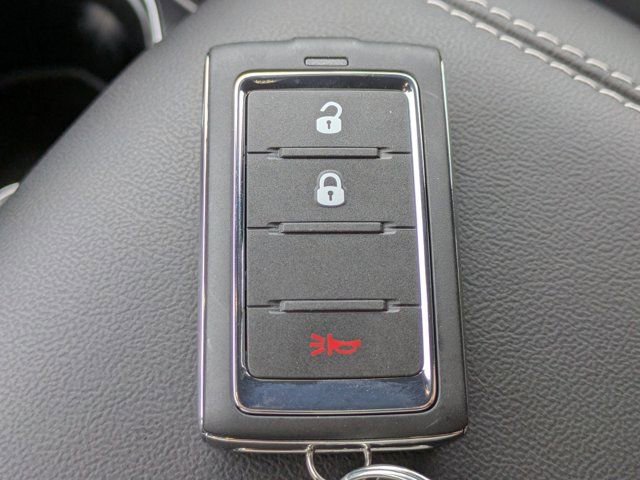 New 2025 Jeep Grand Cherokee L Laredo image 26