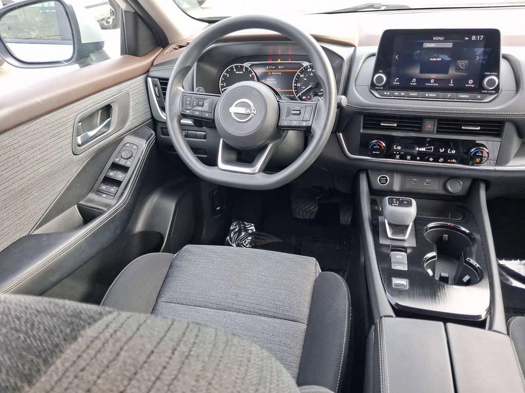 Certified 2023 Nissan Rogue SV FWD image 10