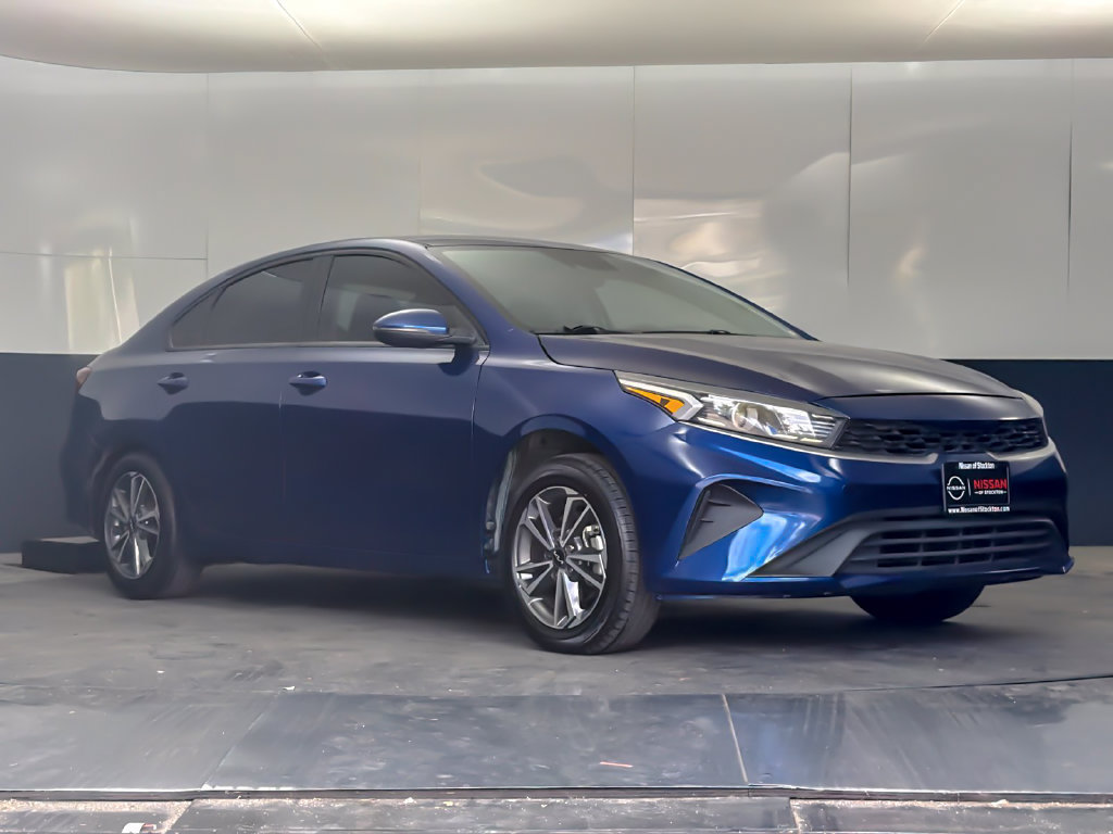Used 2023 Kia Forte LXS w/ LXS Technology Package