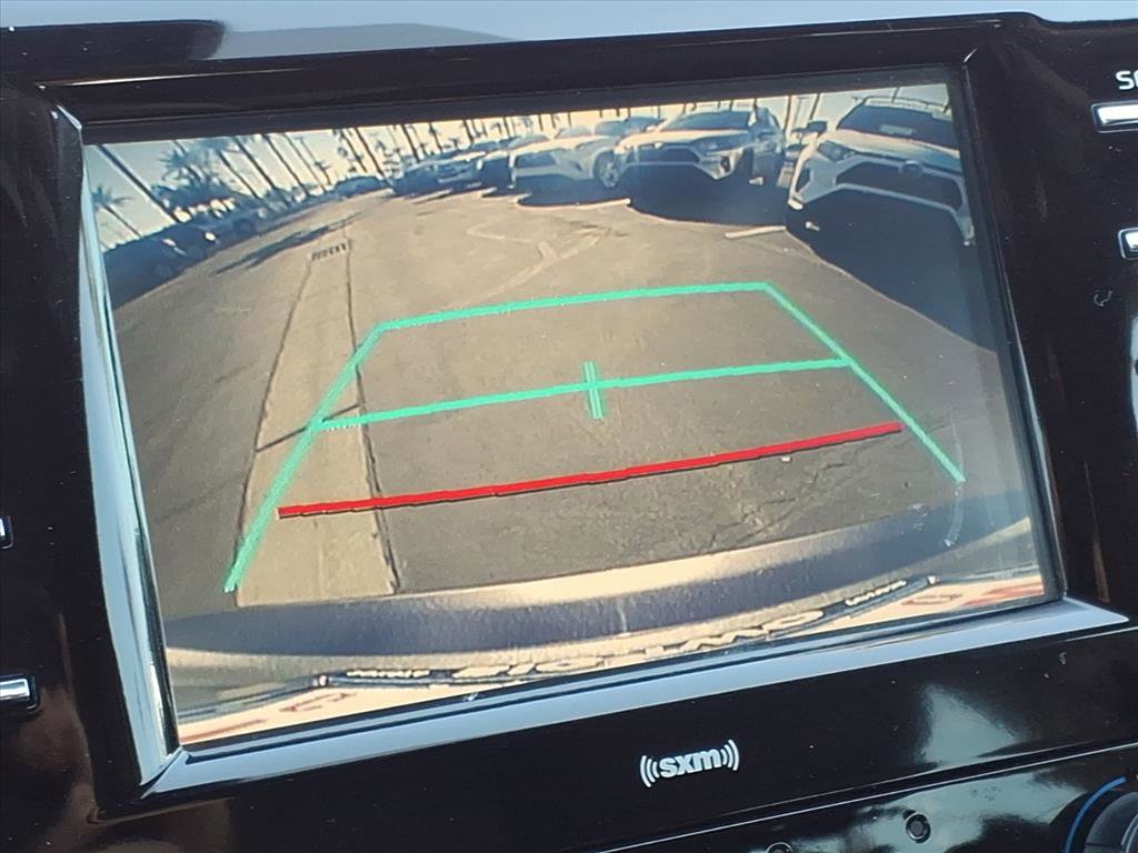 Used 2020 Toyota Camry LE image 21