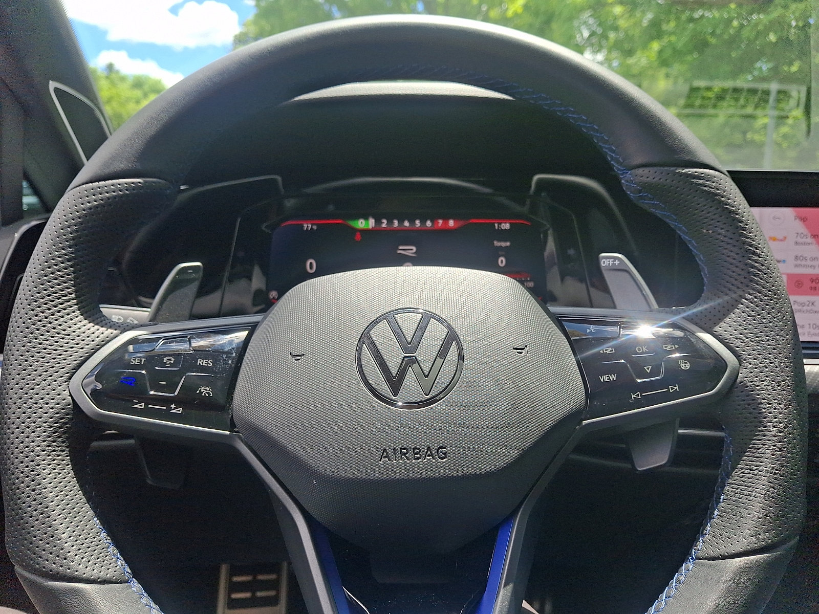 Used 2024 Volkswagen Golf R AWD/4WD image 18
