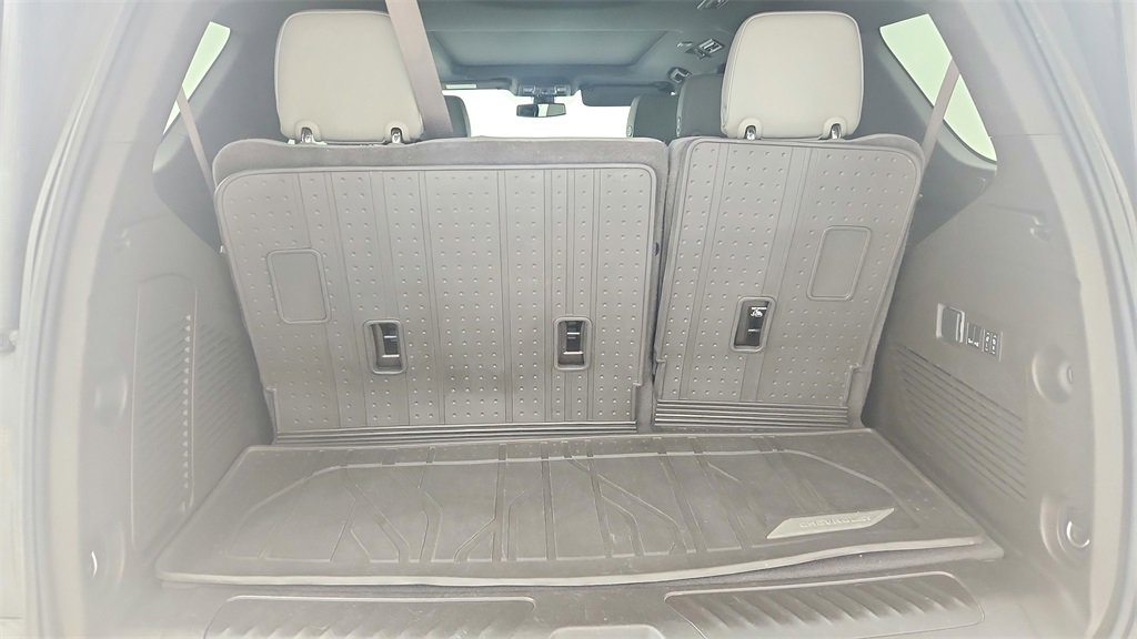 Used 2022 Chevrolet Tahoe LT w/ LT Signature Plus Package image 38