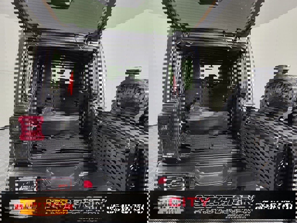 Used 2020 Jeep Wrangler Unlimited Rubicon w/ Quick Order Package 28Y Recon image 30