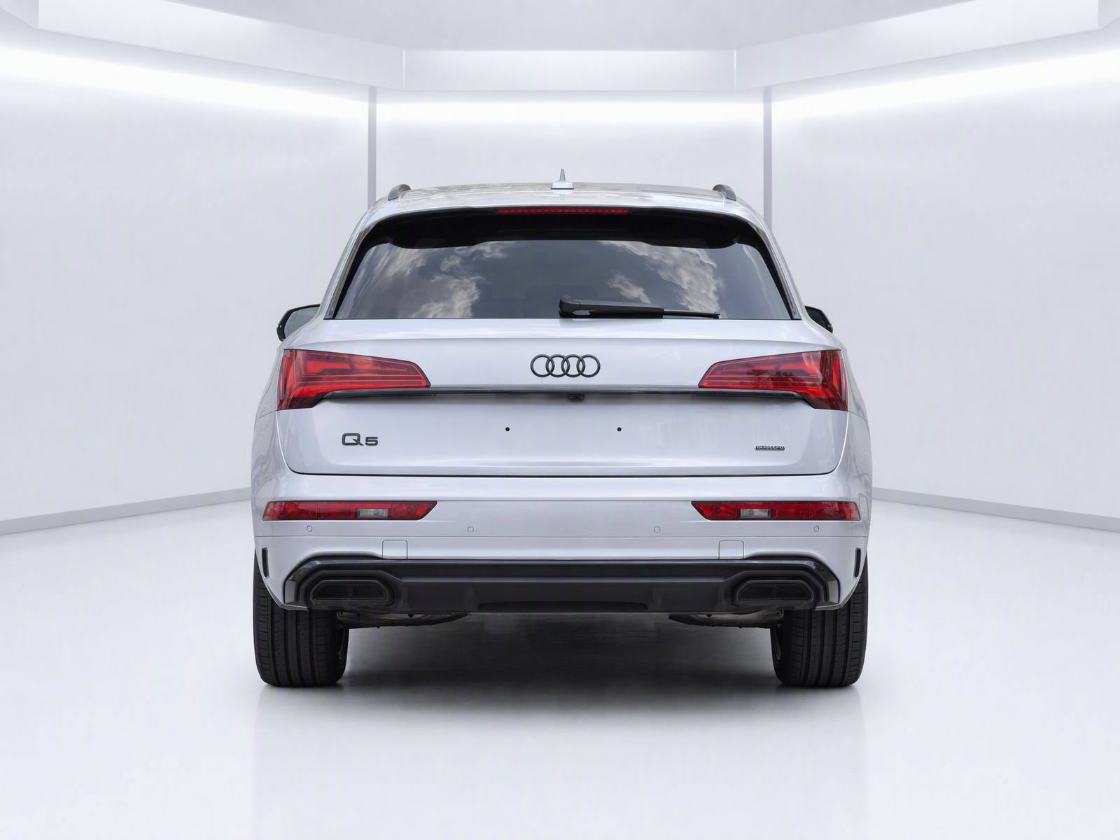Certified 2025 Audi Q5 2.0T Premium Plus w/ Premium Plus Package AWD/4WD image 4