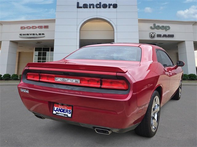 Used 2012 Dodge Challenger SXT Plus image 4
