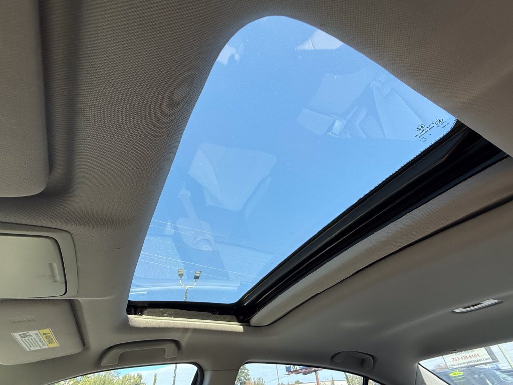 Used 2014 Honda Accord EX-L image 2