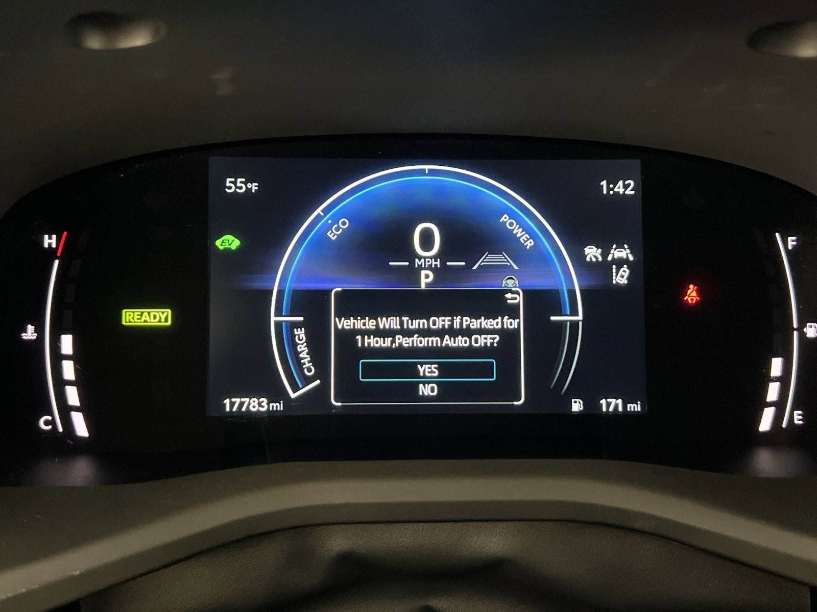 Used 2025 Toyota Camry SE image 17