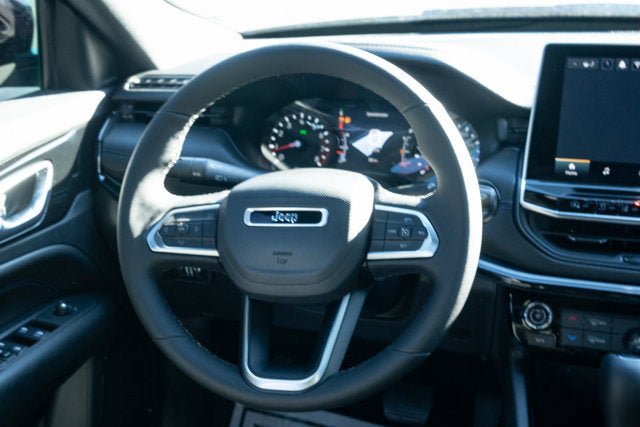 New 2026 Jeep Compass Latitude AWD/4WD image 29
